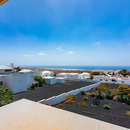 Barbara Apto - Villa Volcaland Güime Esterno foto