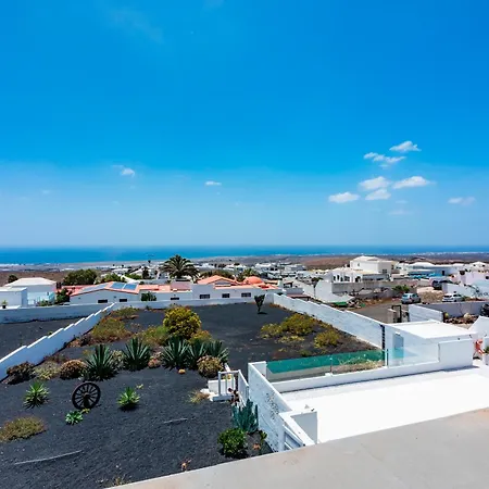Barbara Apto - Villa Volcaland Güime Esterno foto